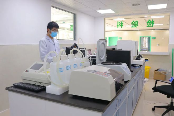 大冶市民家門口的健康守護站 又一社區衛生服務中心啟用，檢驗檢測服務再升級